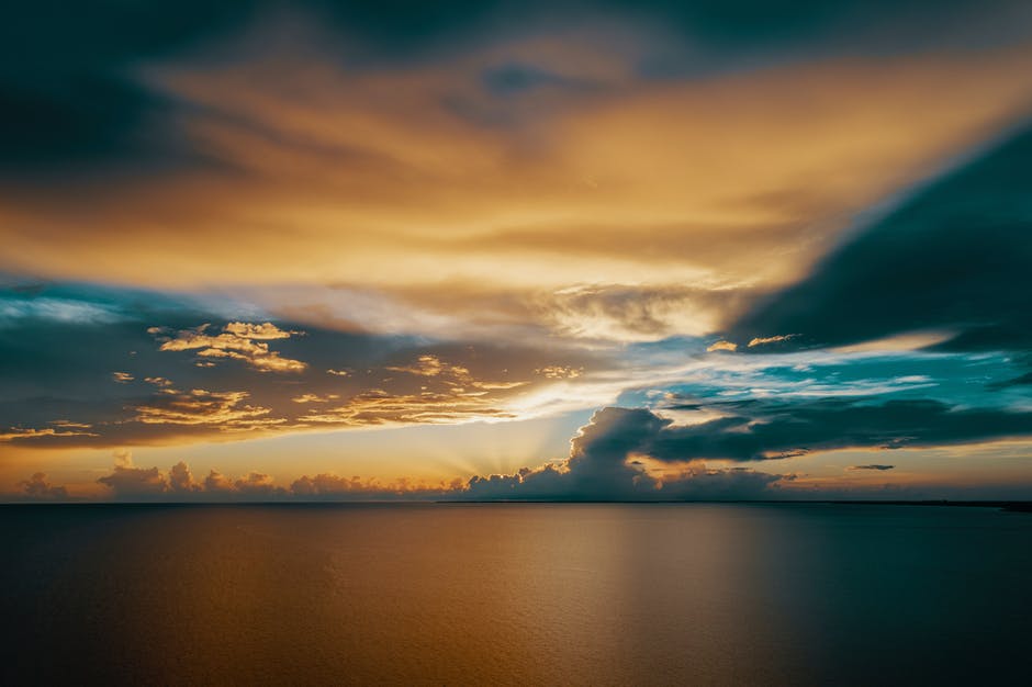 海滩-云朵-黎明的高清照片
