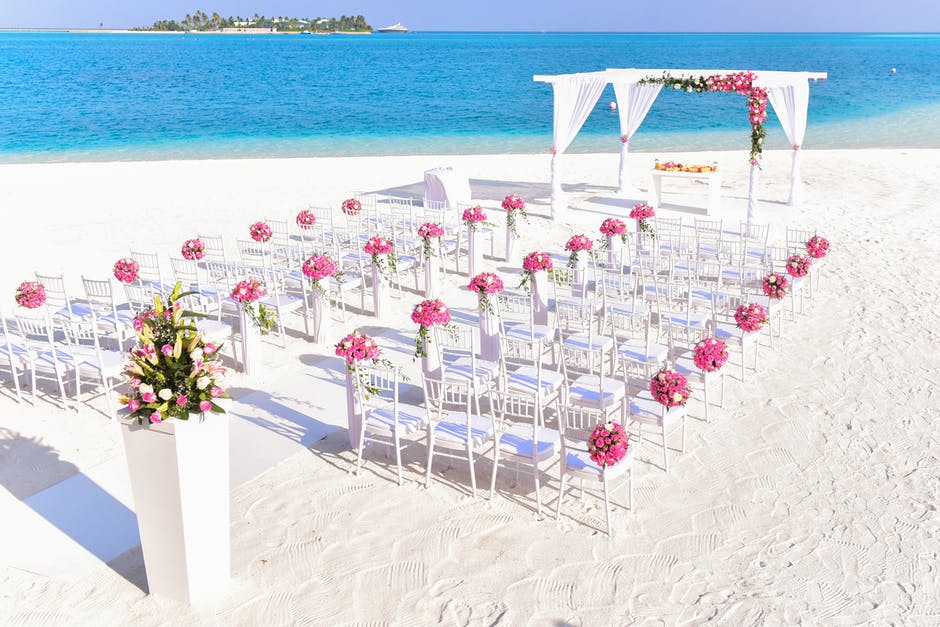 海滩-沙滩婚礼-椅子高清照片