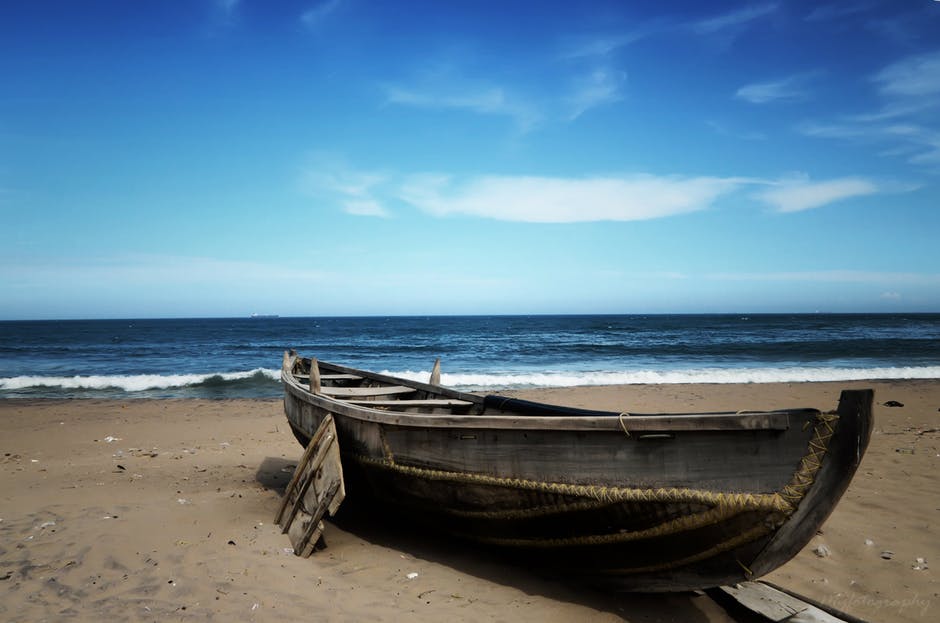 海滩-小船-黎明高清照片