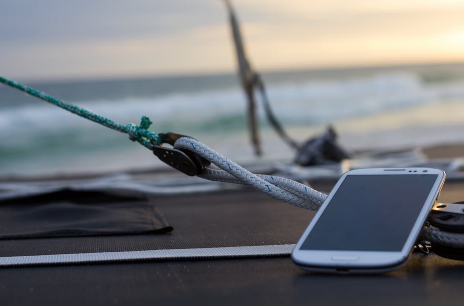 海滩-小船-手机高清照片