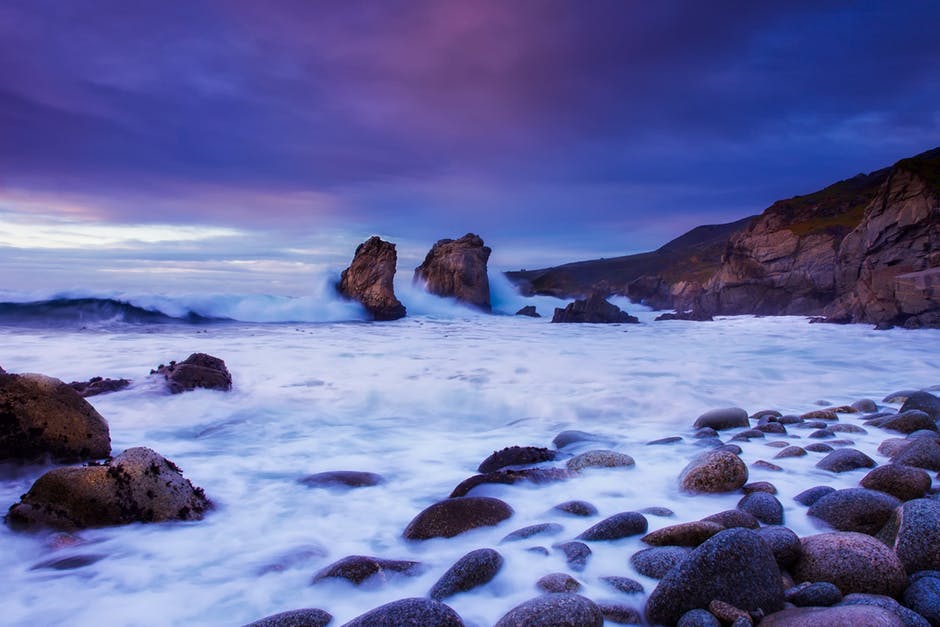 海滩-美丽的巨石高清照片
