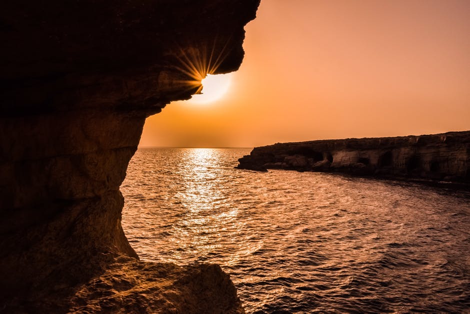 洞穴高清照片-塞浦路斯-黎明