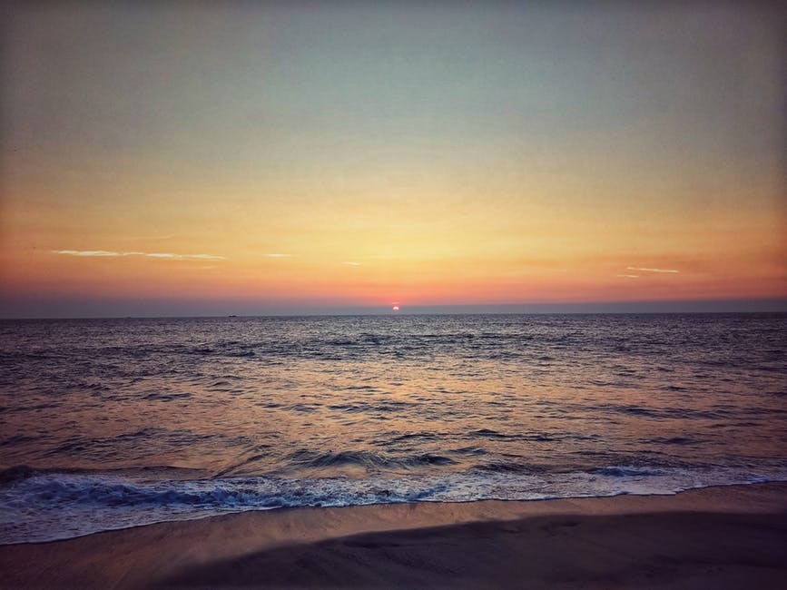 日落海边